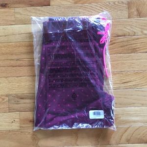 Old navy high rose compression crops dots medium
